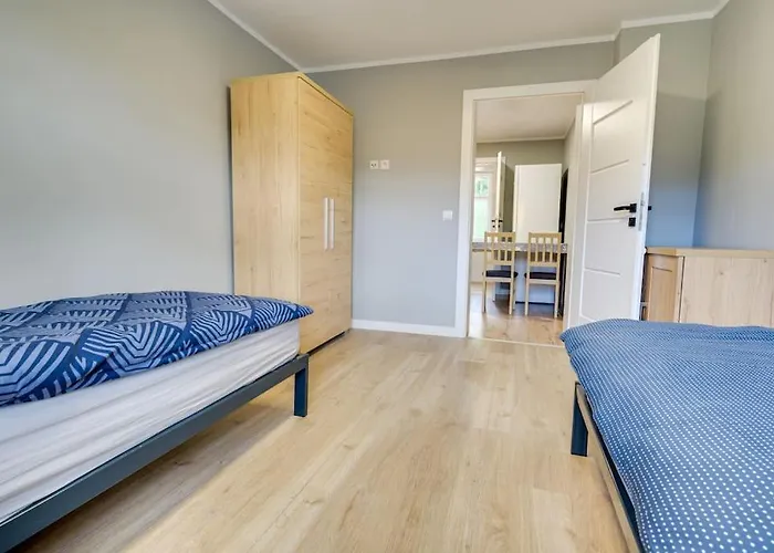 4b Neu Renoviert 3 Zi Whg 5 Betten 50,27 Qm شفيدت